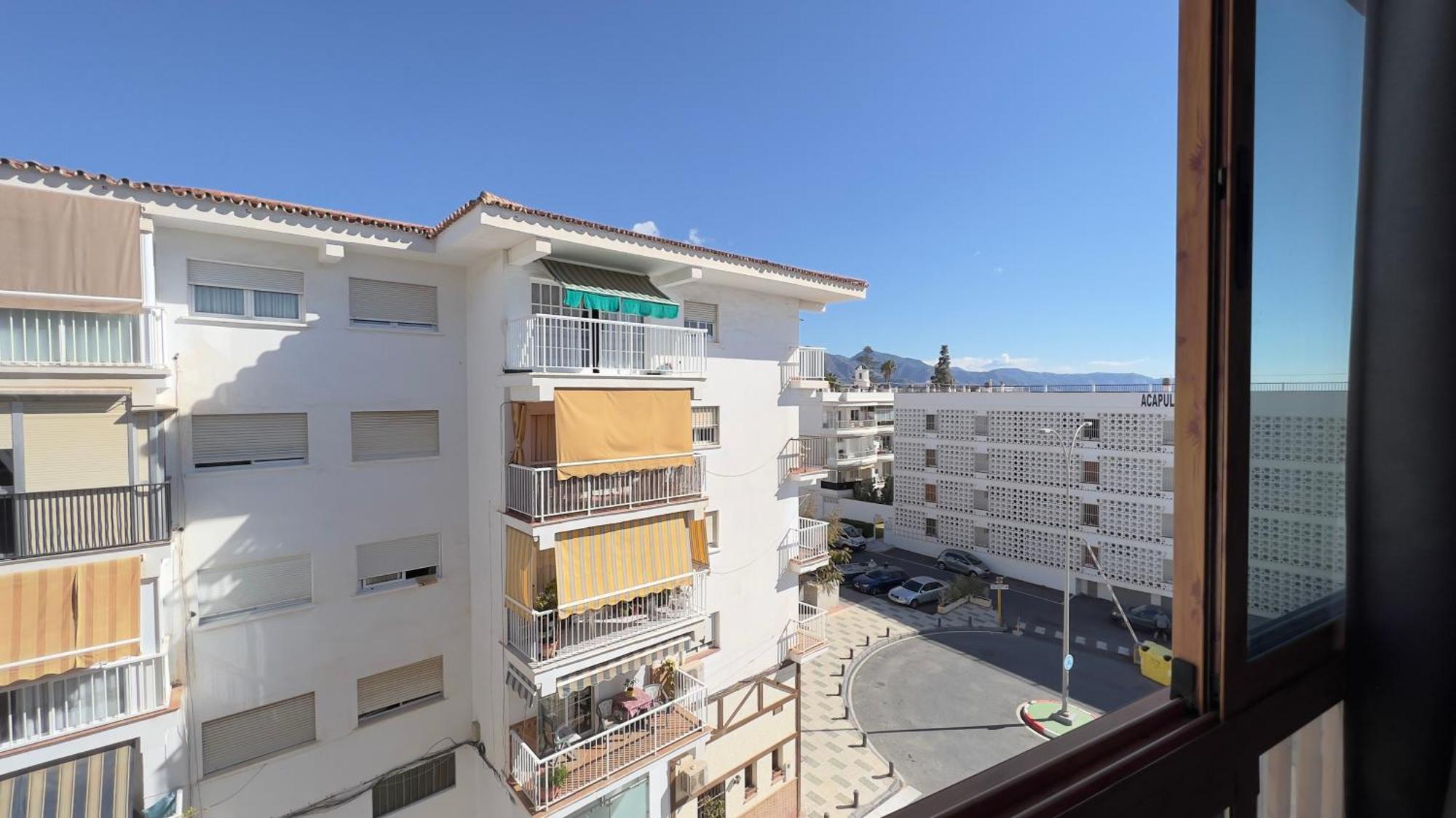 Estudio Buddha En El Centro De Nerja - South Costa Exteriör bild